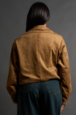 Chiodo cropped