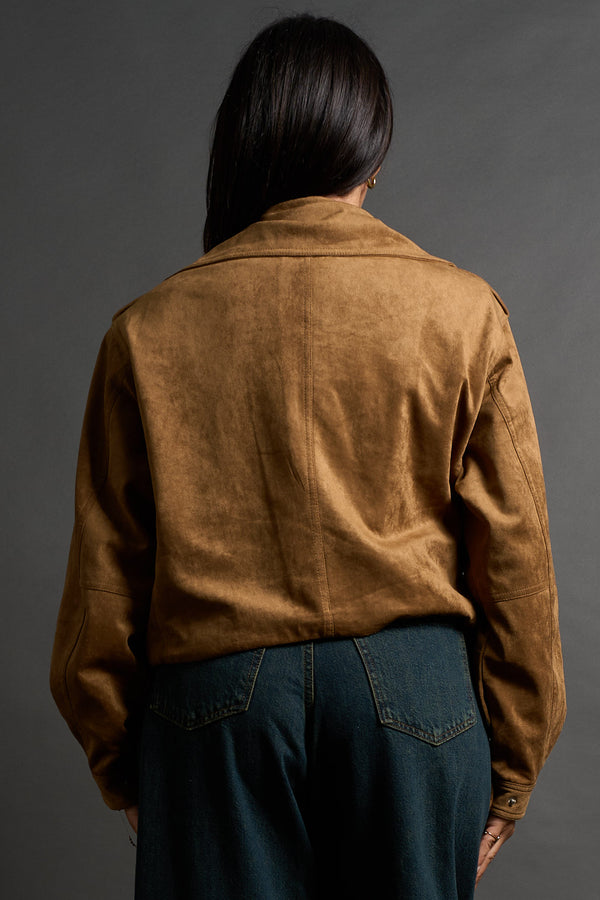 Chiodo cropped