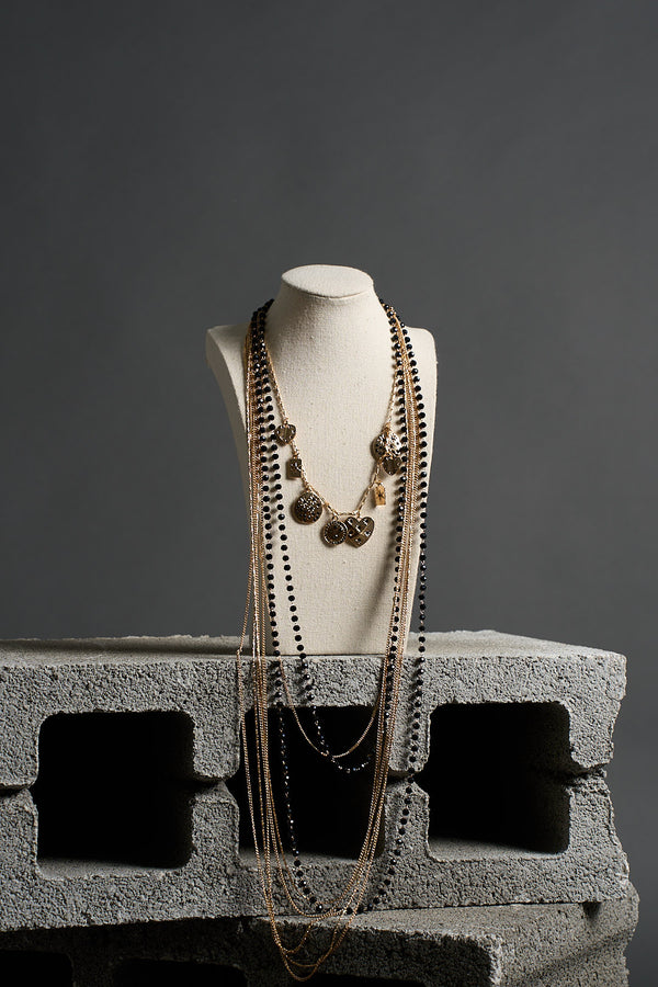 Collana Ade