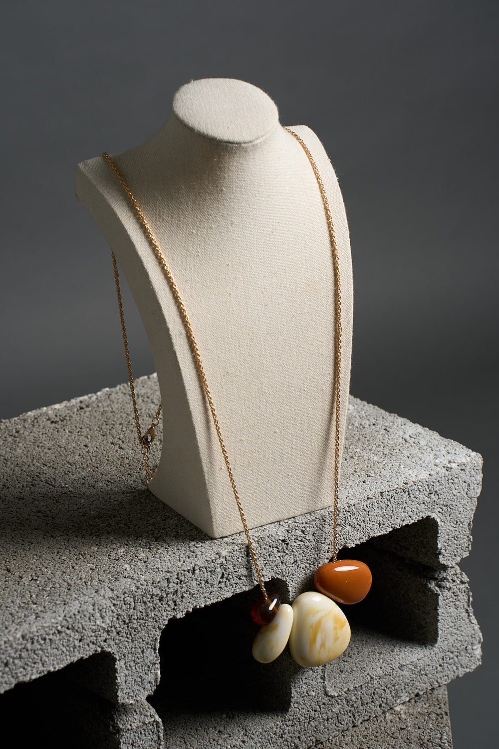 Collana Stones