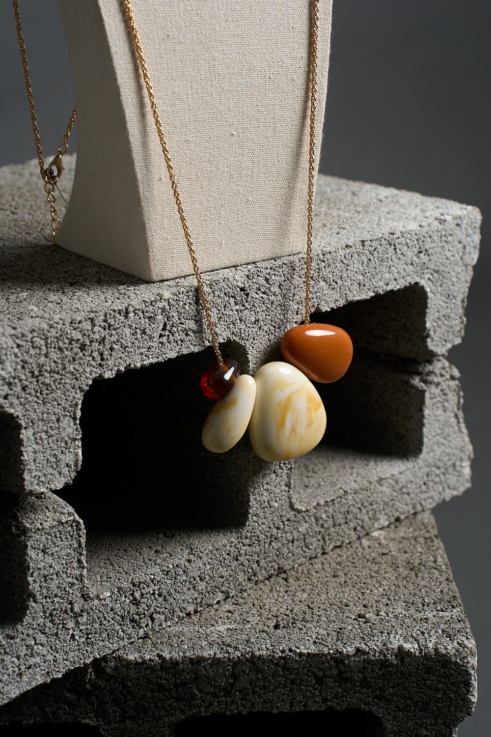 Collana Stones
